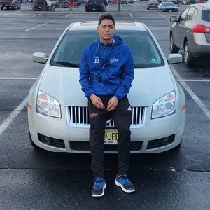 Meet your Posher, Daniel